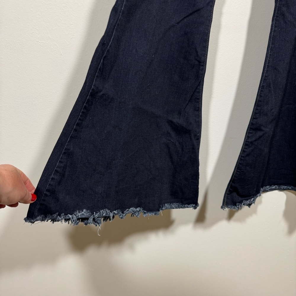 Judy Blue High Waist Super Flare Denim Blue Dark Jeans Raw Hem Women's Sz 7/ 28 - Picture 6 of 8